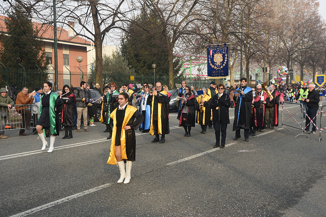Sfilata carri Carnevale di Torino_031.jpg